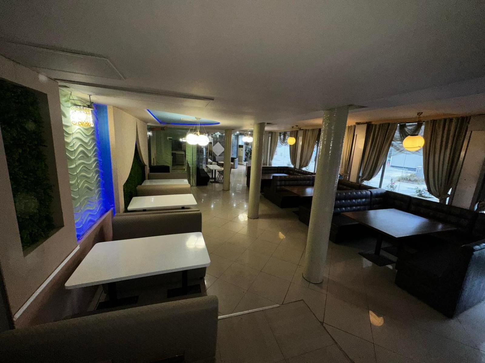 וארנה Apartments Devora 1 & Bar & Restaurant מראה חיצוני תמונה